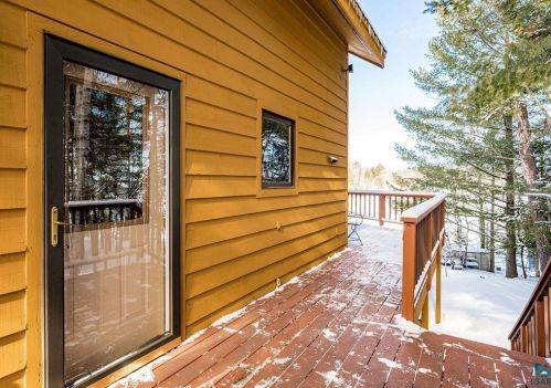 5213 1st Ave, Duluth, MN 55803-9469