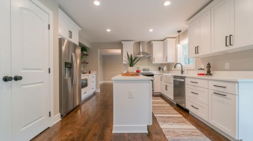 1135 Tulip Ln, Hammond IN  46321-3022 exterior