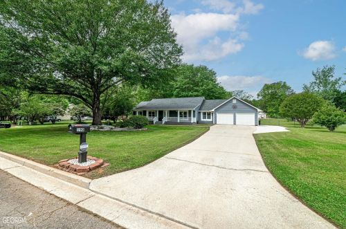 190 Dogwood Trail Dr, Stockbridge GA  30281-5835 exterior