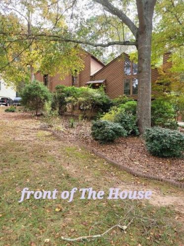 4332 Cedar Pointe Dr, Lithonia, GA 30039-8035
