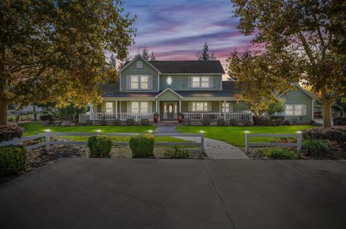 9324 Rodden Rd, Valley Home, CA 95361-9504