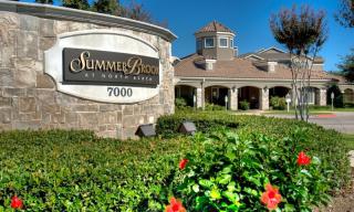 7000 Beach St, Fort Worth TX  76137-1809 exterior