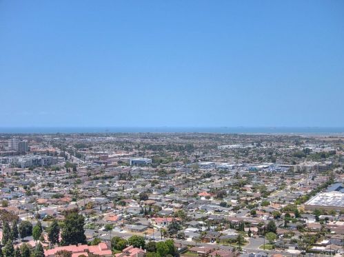 18031 Newland St, Huntington Beach, CA 92646-1623