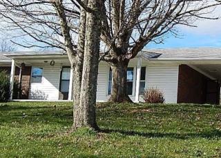 289 Old Cave Springs Rd, Tazewell, TN 37879-3940