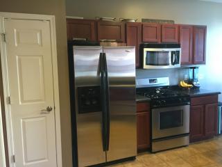 630 Amherst Dr, Sycamore IL  60178-8915 exterior