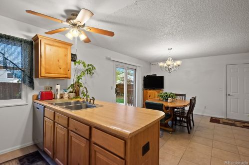 1620 Fundy Way, Aurora CO 80011-5323 exterior