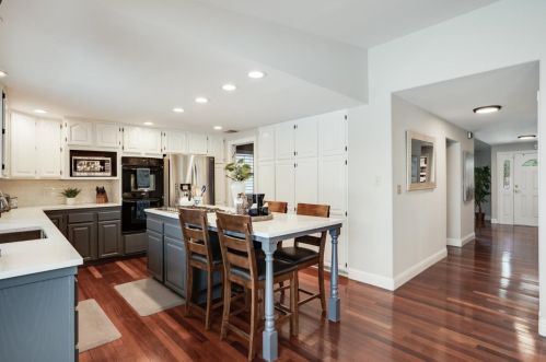 6225 Balderstone Dr, San Jose, CA 95120-3907