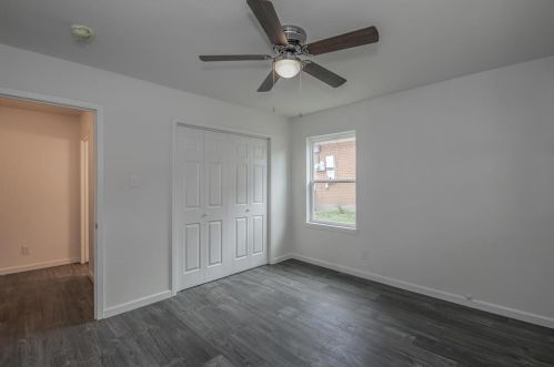 2250 Capri Dr, Fort Worth TX  76114-1949 exterior