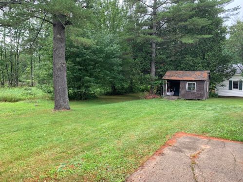 4 Riverside Ln, Bethel, ME 04217-4420