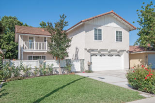 3562 Redwood St, Irvine, CA 92606-2124