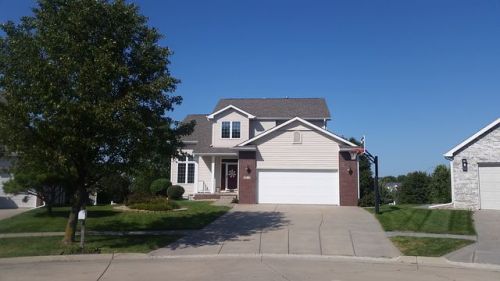 3910 Mescal Cir, Lincoln, NE 68516-4856
