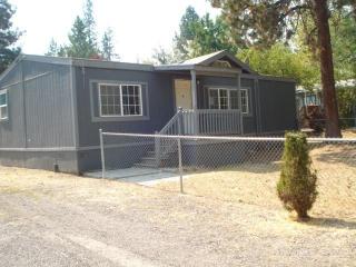 19915 Mahogany St, Bend OR  97702-9113 exterior
