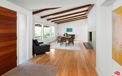 3936 Woodfield Dr, Van Nuys, CA 91403-4231