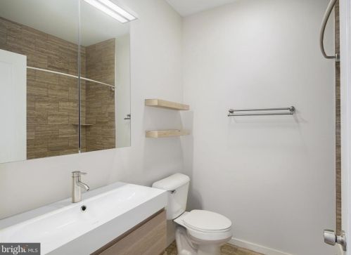 420 Federal St, Philadelphia PA  19147-5208 exterior
