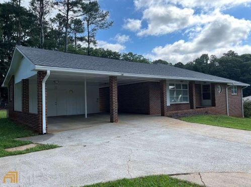100 Sharp Dr, Carrollton, GA 30117-7532