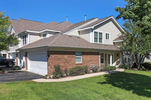 6738 Mount Vernon Ct, Gurnee IL  60031-4034 exterior