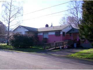 133 Date St, Drain, OR