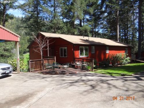 48132 Westoak Rd, Oakridge, OR 97463-9791