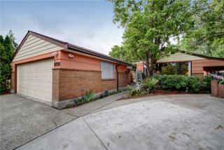 1749 Angeline St, Seattle, WA 98108-1955