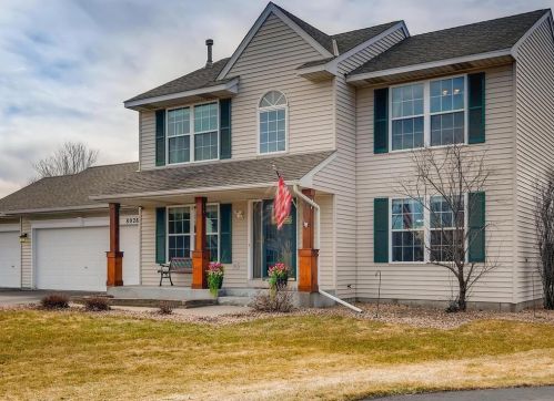 8028 Greenbriar Ln, Saint Paul MN  55125-8472 exterior