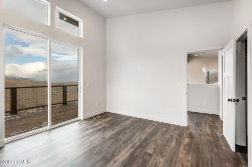 182 Valley View Ave, Hoytsville UT 84017-5533 exterior