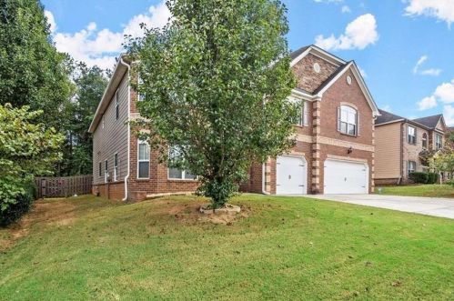 135 Riverstone Dr, Porterdale, GA 30014-5031