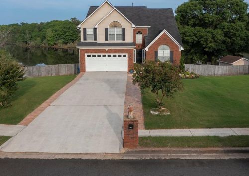 442 Waterfront Dr, Mcdonough, GA 30253-8289