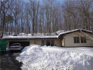 145 Red Hill Rd, Branford, CT 06405-3324