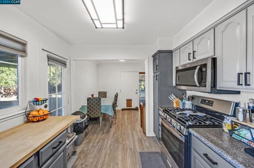 2800 Westgate Ave, Concord CA  94520-5519 exterior