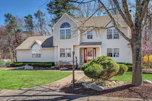 11 Mimosa Ct, Jackson Twp, NJ 08527-1239