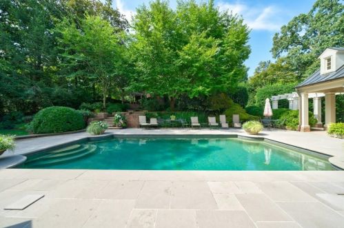 1227 Brookhaven Dr, Atlanta GA  30319-3105 exterior
