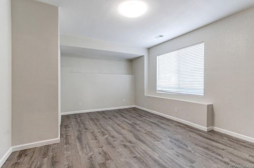 6550 Addison Way, Denver CO 80016-4162 exterior