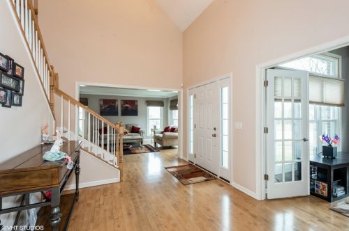 1770 Windmill Ct, Addison, IL 60101-1865