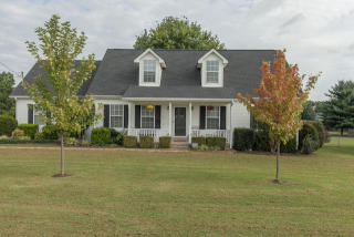 2926 Arthur Dr, Murfreesboro, TN 37127-6938