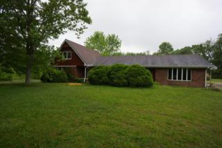 600 Shady Ln, Oneida, TN 37841-6634