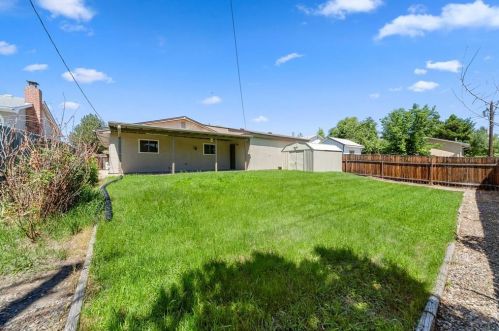 2040 Oakwood Ln, Pueblo CO  81005-2531 exterior