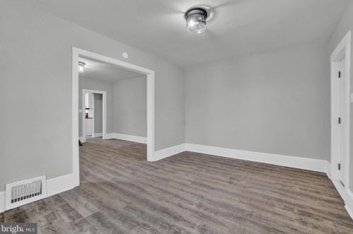 531 Dallas St, York, PA 17403-2842