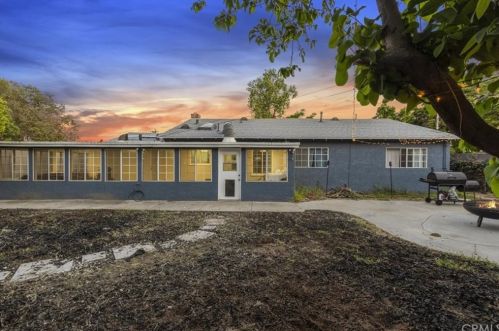 3223 Stonybrook Dr, Anaheim CA  92804-3023 exterior