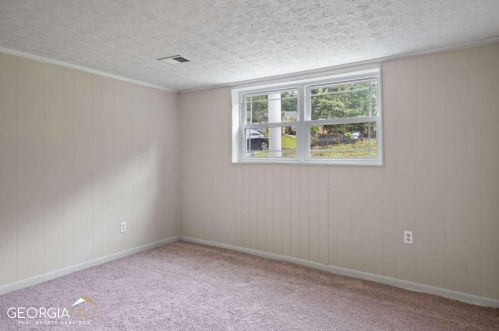 4652 Edwina Ln, Atlanta GA  30331-6802 exterior