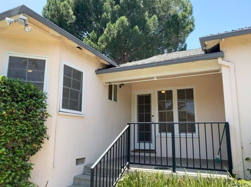 4228 Murietta Ave, Van Nuys CA  91423-4225 exterior