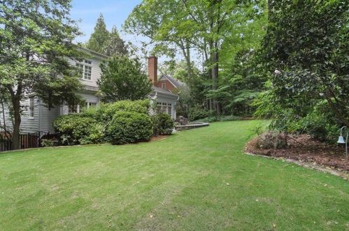 2839 Dover Rd, Atlanta GA  30327-1209 exterior