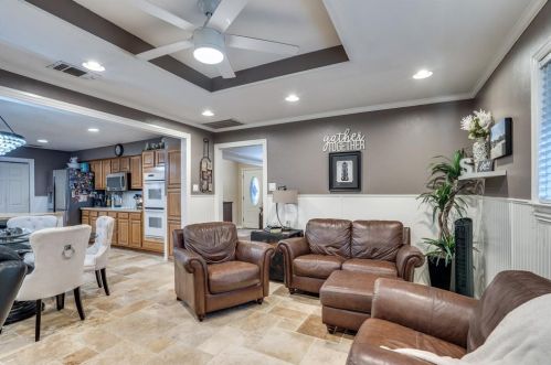 1521 Barclay Dr, Carrollton TX 75007-2836 exterior