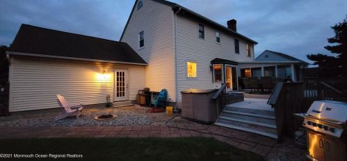 16 Fox Runne, Trenton, NJ 08691-3647
