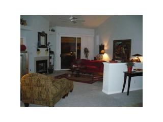 8087 Farmhurst Ln, Indianapolis IN  46236-8635 exterior