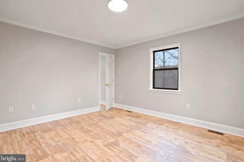 204 Quiet Place Ln, Berkeley Springs WV  25411-6633 exterior