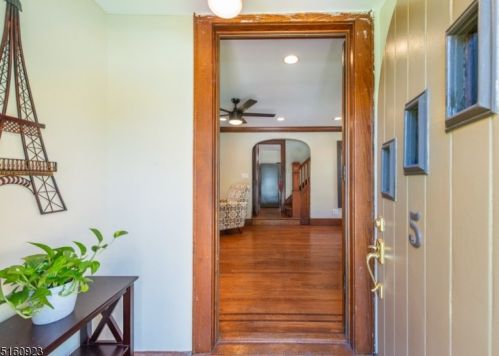 5 Ferncliff Rd, Bloomfield, NJ 07003-5413