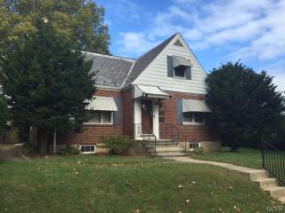 1515 Oakland St, Bethlehem, PA 18017-5922