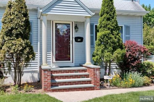 12 Highwood Dr, Dumont, NJ 07628-2608