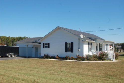 230 Overlook Cir, Tullahoma, TN 37388-6565