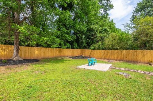 136 Burbank Dr, Atlanta GA  30314-2521 exterior